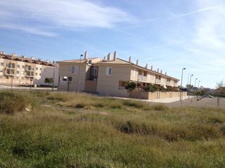Terreny residencial en C/ turia. Terreno residencial Terreny residencial en C/ turia. Terreno residencial