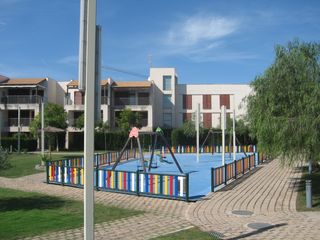 Posto auto in Av castellón - ur panorámica -. Parking para coche con parking y piscina Posto auto in Av castellón - ur panorámica -. Parking para coche con parking y piscina