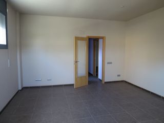 Apartamento en C/ tortosa. Apartamento con 3 habitaciones Apartamento en C/ tortosa. Apartamento con 3 habitaciones