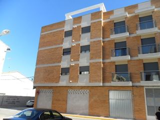 Aparcament cotxe en C/ bernardino pallares. Parking para coche Aparcament cotxe en C/ bernardino pallares. Parking para coche