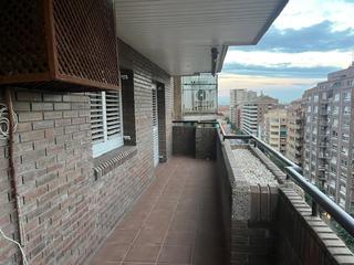 Pis  Gran passeig de ronda 147. Ronda rovira roure magnifico piso de 5 habitaciones, terraza 40m Pis  Gran passeig de ronda 147. Ronda rovira roure magnifico piso de 5 habitaciones, terraza 40m