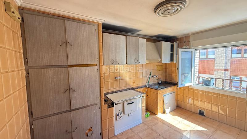 Foto 297da447-f1f2-485b-b5f4-d51243fc114e. Etagenwohnung in Llano Gijón Foto 297da447-f1f2-485b-b5f4-d51243fc114e. Etagenwohnung in Llano Gijón