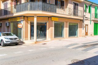 Local Comercial en Andratx. Local de 150 m2 + 150 m2 de sotano en andratx !!! Local Comercial en Andratx. Local de 150 m2 + 150 m2 de sotano en andratx !!!