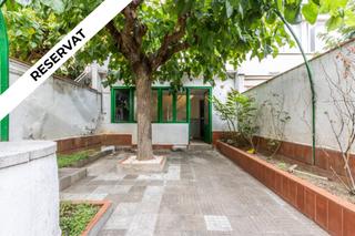 Maison  Terrassa - carrer mañe i flaquer,de. Casa en planta al barri de vallparadís! Maison  Terrassa - carrer mañe i flaquer,de. Casa en planta al barri de vallparadís!
