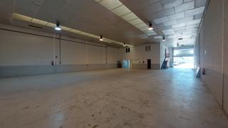 Affitto Capannone industriale Logroño - calle planillo. Nave en alquiler acondicionada con oficinas y baños en portalada Affitto Capannone industriale Logroño - calle planillo. Nave en alquiler acondicionada con oficinas y baños en portalada