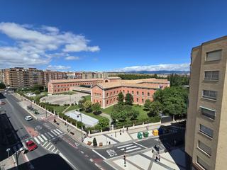 Appartement Logroño - marques de murrieta. Piso de 4 dormitorios con gran terraza en pleno centro de logroñ Appartement Logroño - marques de murrieta. Piso de 4 dormitorios con gran terraza en pleno centro de logroñ
