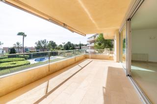 Apartament a Santa Ponça. Apartamento con gran terraza en sol de mallorca Apartament a Santa Ponça. Apartamento con gran terraza en sol de mallorca