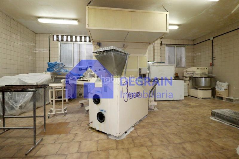 Foto 1aeef975-104b-4183-b1a5-34c5d7497047. Locale commerciale in Teatinos - Los Prados Oviedo Foto 1aeef975-104b-4183-b1a5-34c5d7497047. Locale commerciale in Teatinos - Los Prados Oviedo