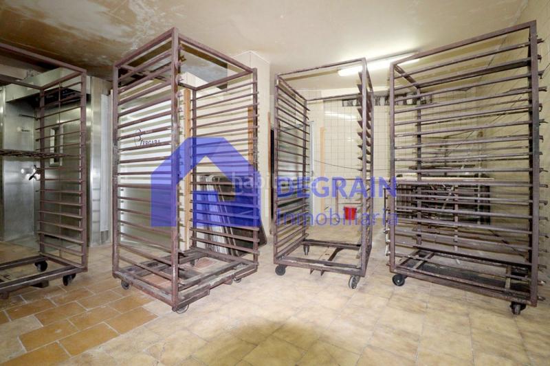 Foto 8a062235-466f-487a-b45b-dab225e6495e. Locale commerciale in Teatinos - Los Prados Oviedo Foto 8a062235-466f-487a-b45b-dab225e6495e. Locale commerciale in Teatinos - Los Prados Oviedo