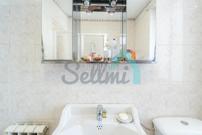 Foto 30c63684-50ea-4787-b8e4-97f9bdf03b8a. Pis amb calefacció aparcament a La Felguera Langreo Foto 30c63684-50ea-4787-b8e4-97f9bdf03b8a. Pis amb calefacció aparcament a La Felguera Langreo