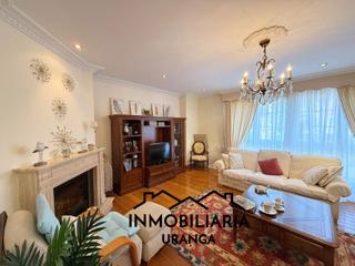 Casa  Hermandad donantes de sangre. Chalet pareado de lujo en playa de laredo con terraza, sauna y p Casa  Hermandad donantes de sangre. Chalet pareado de lujo en playa de laredo con terraza, sauna y p