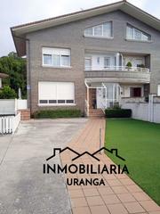 Casa  La pesquera. Chalet pareado en laredo  amplio, luminoso y con jardín Casa  La pesquera. Chalet pareado en laredo  amplio, luminoso y con jardín