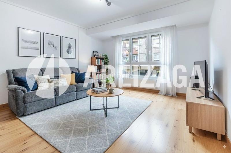 Foto 8d89df4e-a258-4cd1-a43a-9b3d91828c95. Appartement avec chauffage parking dans Aiete Donostia - San Sebastián Foto 8d89df4e-a258-4cd1-a43a-9b3d91828c95. Appartement avec chauffage parking dans Aiete Donostia - San Sebastián