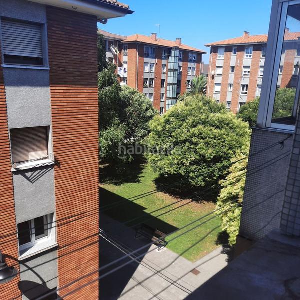 Foto c90737a3-5d0d-4efa-b679-de892c7f6fe0. Pis amb piscina a Contrueces Gijón Foto c90737a3-5d0d-4efa-b679-de892c7f6fe0. Pis amb piscina a Contrueces Gijón