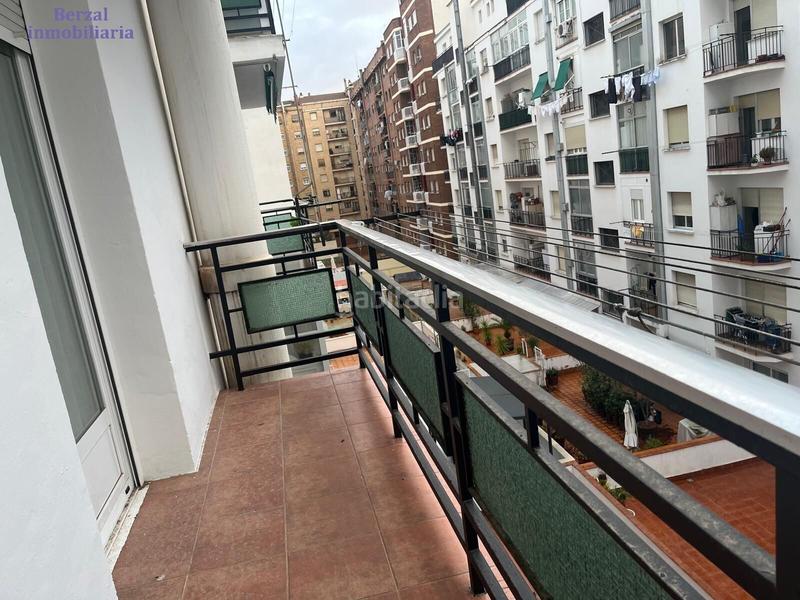 Foto d17871a0-6b3d-406a-a621-4ec01149b916. Alquiler piso vivienda de tres habitaciones en la gran vía en Logroño Foto d17871a0-6b3d-406a-a621-4ec01149b916. Alquiler piso vivienda de tres habitaciones en la gran vía en Logroño