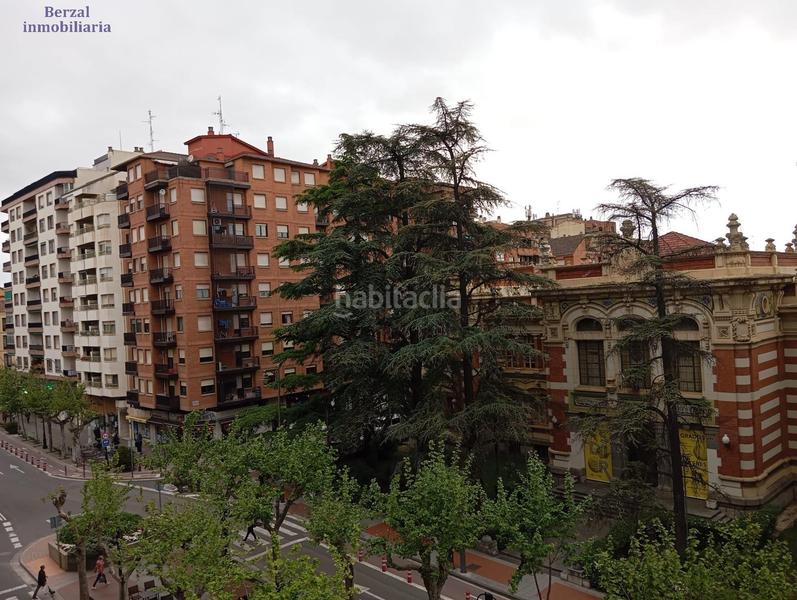 Foto c51469bd-b71a-4a54-8ed5-20f0912ddebf. Affitto appartamento con riscaldamento in Gran Via Logroño Foto c51469bd-b71a-4a54-8ed5-20f0912ddebf. Affitto appartamento con riscaldamento in Gran Via Logroño