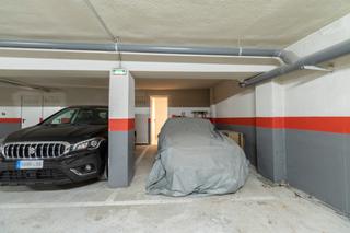 Aparcament cotxe a Monreal. Se vende garaje y trastero Aparcament cotxe a Monreal. Se vende garaje y trastero