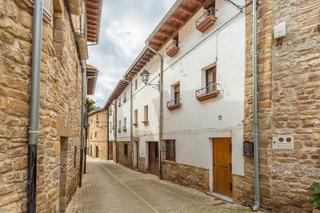Casa a Monreal - santa barbara 22. Inmobiliaria cidenar vende esta casa en el publo de monreal en l Casa a Monreal - santa barbara 22. Inmobiliaria cidenar vende esta casa en el publo de monreal en l