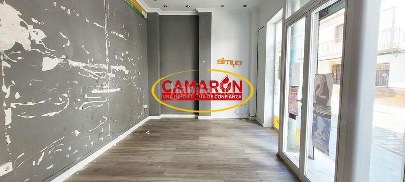 Foto b0fa48ed-c897-4934-972e-6983dee6cc28. Alquiler local comercial en Coria del Río Foto b0fa48ed-c897-4934-972e-6983dee6cc28. Alquiler local comercial en Coria del Río