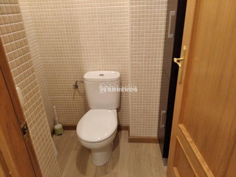 Foto f996bd2a-032d-4773-99d6-849114dfe1b4. Oficina  en venta en piqueras, 1 dormitorio. en Logroño Foto f996bd2a-032d-4773-99d6-849114dfe1b4. Oficina  en venta en piqueras, 1 dormitorio. en Logroño