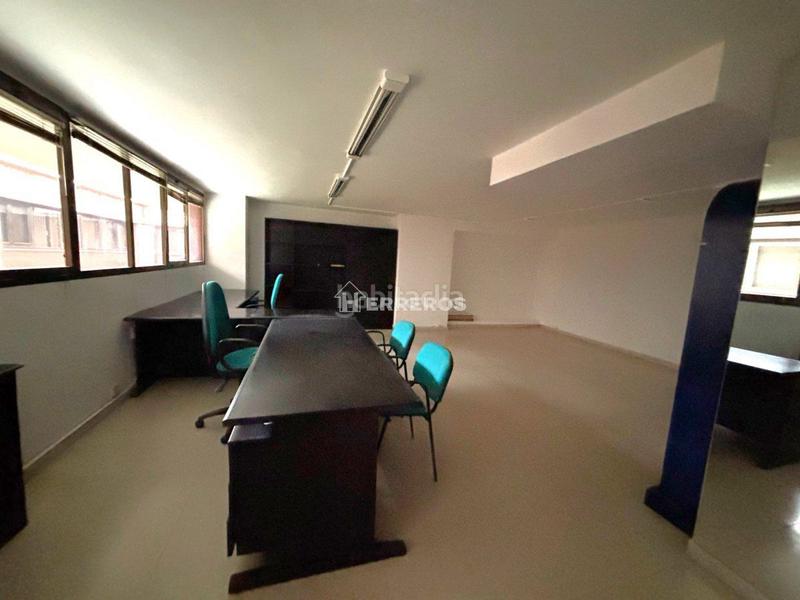 Foto 3cae3a7e-3082-4dee-98f2-baaafa809446. Büro in Oeste Logroño Foto 3cae3a7e-3082-4dee-98f2-baaafa809446. Büro in Oeste Logroño