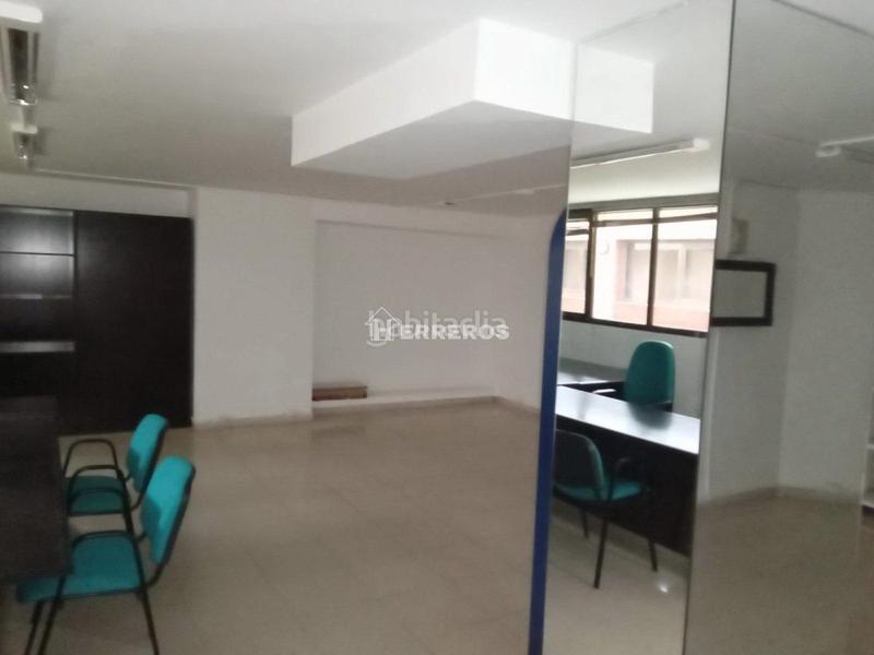 Foto b589969a-c968-4cb3-8f3e-d719238d9687. Büro in Oeste Logroño Foto b589969a-c968-4cb3-8f3e-d719238d9687. Büro in Oeste Logroño