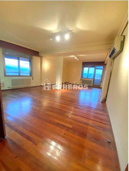 Foto 054c2b6e-8b19-49d8-91c1-13a728572776. Flat with heating in Gran Via Logroño Foto 054c2b6e-8b19-49d8-91c1-13a728572776. Flat with heating in Gran Via Logroño