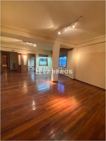 Foto 0c806039-6e2b-41fb-9f78-ae95278cb4cd. Flat with heating in Gran Via Logroño Foto 0c806039-6e2b-41fb-9f78-ae95278cb4cd. Flat with heating in Gran Via Logroño