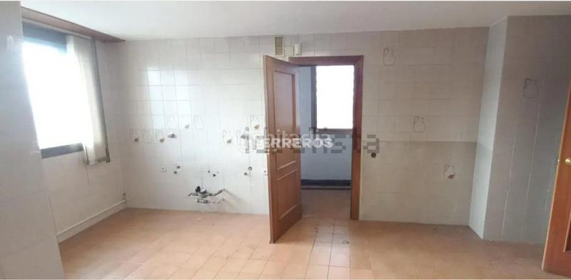 Foto 24a254b5-0748-454d-b7be-611991813c10. Flat with heating in Gran Via Logroño Foto 24a254b5-0748-454d-b7be-611991813c10. Flat with heating in Gran Via Logroño