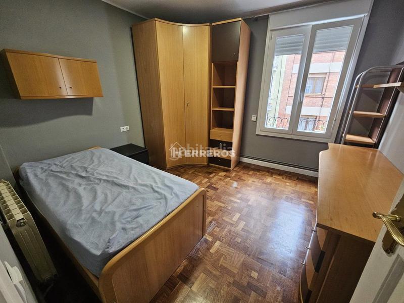 Foto 8d09823e-d265-4124-8401-dbd9ef2fb9bf. Appartement avec chauffage dans Jesuitas Logroño Foto 8d09823e-d265-4124-8401-dbd9ef2fb9bf. Appartement avec chauffage dans Jesuitas Logroño