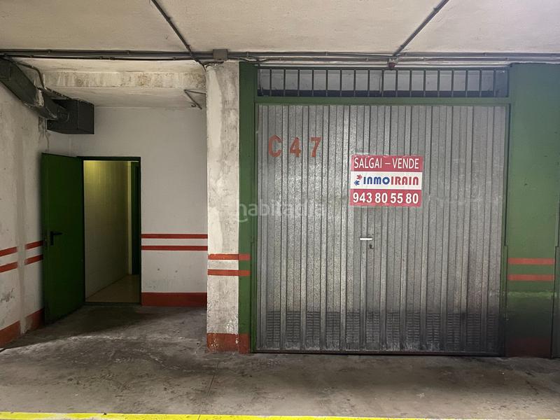 Foto bed06428-b62e-46ea-b144-32b743823d07. Aparcament cotxe a Beasain Foto bed06428-b62e-46ea-b144-32b743823d07. Aparcament cotxe a Beasain