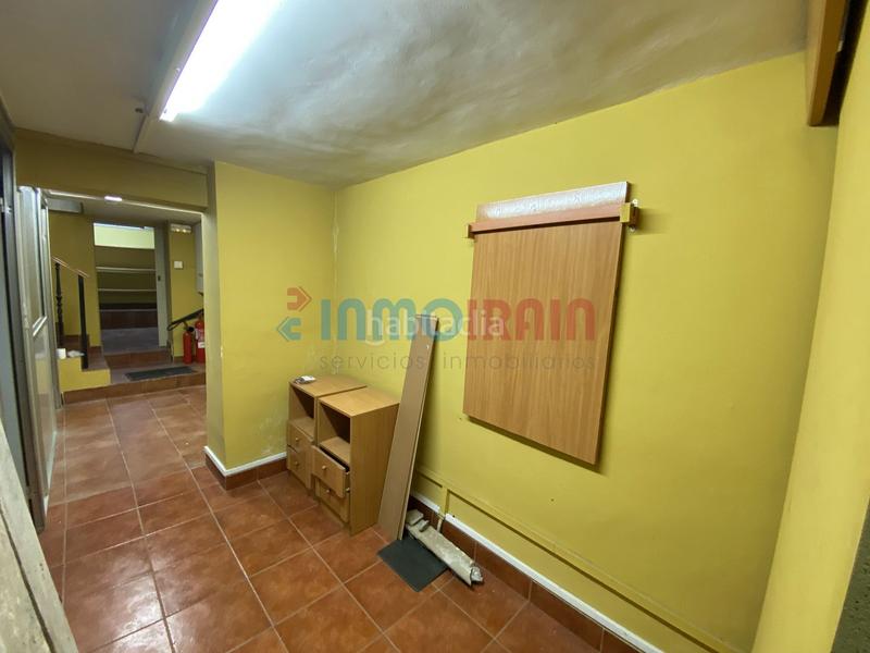 Foto 07de4ef3-58d8-4245-8046-9a7f7562c77d. Local comercial céntrico local, muy bien ubicado con grandes escaparates, ideal para emprender tu negocio en Beasain Foto 07de4ef3-58d8-4245-8046-9a7f7562c77d. Local comercial céntrico local, muy bien ubicado con grandes escaparates, ideal para emprender tu negocio en Beasain