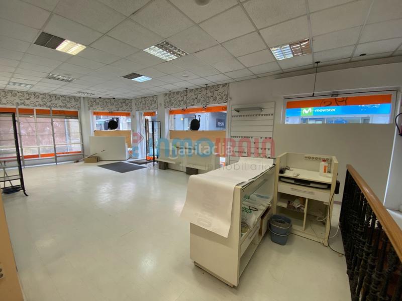 Foto c469bff9-8947-4c07-96de-98cb81812877. Local comercial céntrico local, muy bien ubicado con grandes escaparates, ideal para emprender tu negocio en Beasain Foto c469bff9-8947-4c07-96de-98cb81812877. Local comercial céntrico local, muy bien ubicado con grandes escaparates, ideal para emprender tu negocio en Beasain