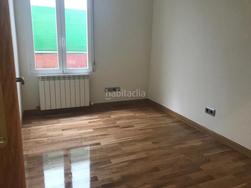 Foto f30fa16d-148c-47b5-a350-bf995523eecc. Rent flat with heating parking in Gran Via Logroño Foto f30fa16d-148c-47b5-a350-bf995523eecc. Rent flat with heating parking in Gran Via Logroño