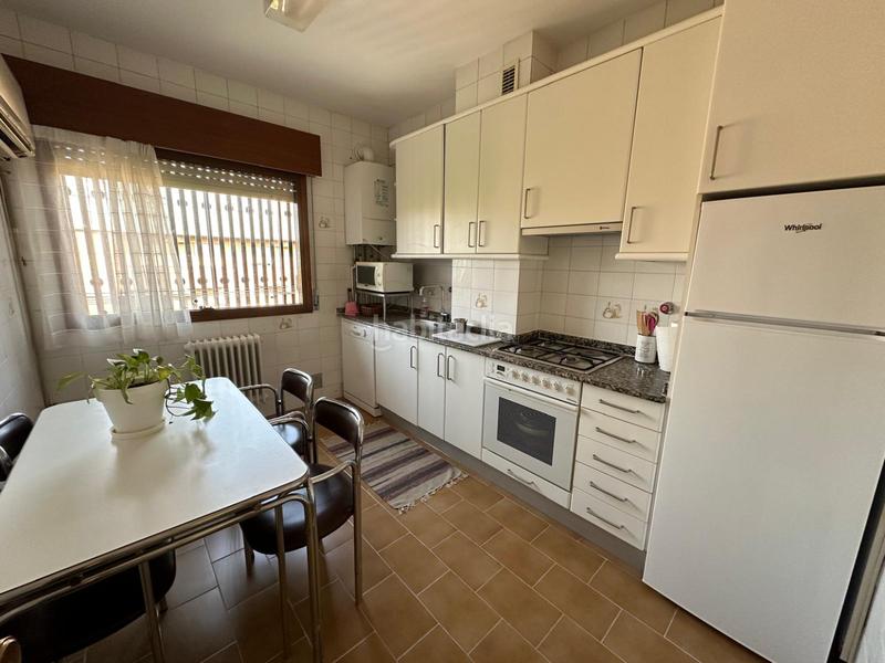 Foto b2523530-2c00-48cc-a548-9b6a20e44c2a. Rent flat with heating parking in Gran Via Logroño Foto b2523530-2c00-48cc-a548-9b6a20e44c2a. Rent flat with heating parking in Gran Via Logroño