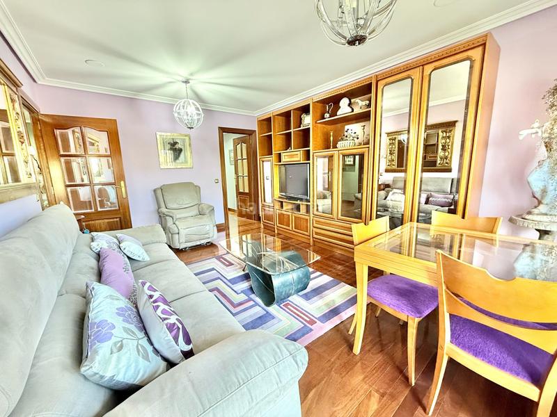 Foto 936a9420-8a92-4102-abd0-ded2e261346f. Lloguer pis amb calefacció aparcament a Gran Via Logroño Foto 936a9420-8a92-4102-abd0-ded2e261346f. Lloguer pis amb calefacció aparcament a Gran Via Logroño