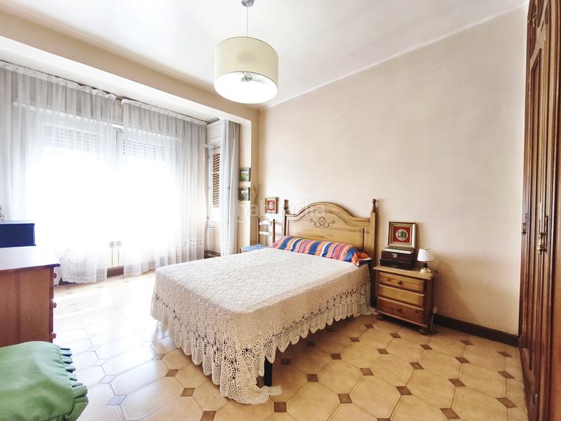 Foto ad5ebce7-c9f7-4b59-bc82-8a38b0763d60. Piso  en venta en vara de rey, zona centro en Logroño Foto ad5ebce7-c9f7-4b59-bc82-8a38b0763d60. Piso  en venta en vara de rey, zona centro en Logroño