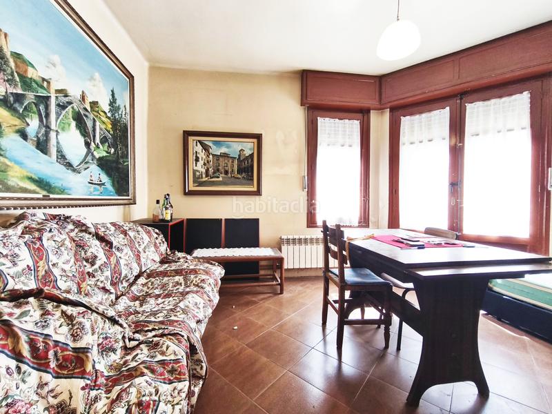 Foto c3d5a048-f412-4ffa-a26d-70c6cb18402a. Piso  en venta en vara de rey, zona centro en Logroño Foto c3d5a048-f412-4ffa-a26d-70c6cb18402a. Piso  en venta en vara de rey, zona centro en Logroño