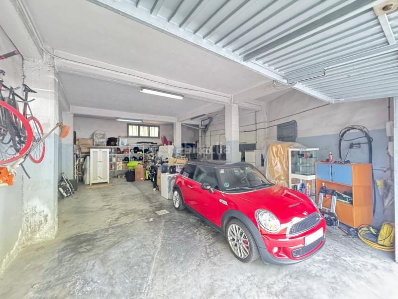 Foto 74370291-bd24-4b0b-b489-582c395cd9df. Car parking in Urretxu Foto 74370291-bd24-4b0b-b489-582c395cd9df. Car parking in Urretxu