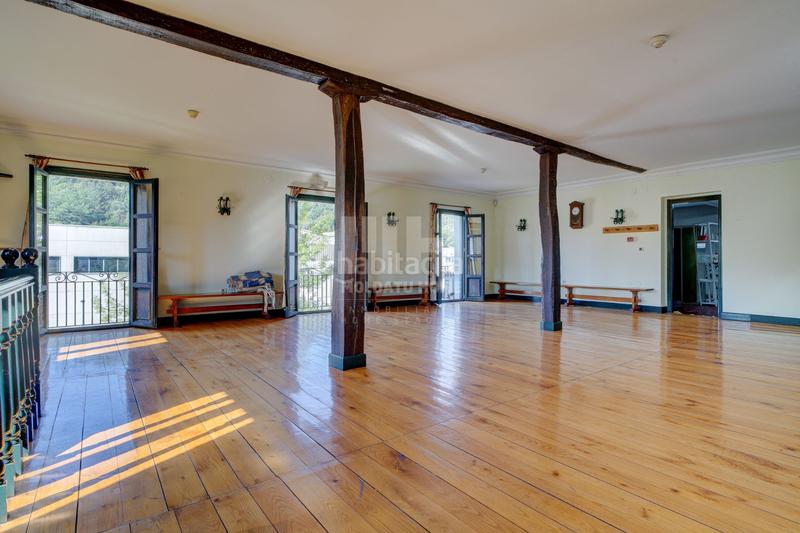 Foto 4614a593-ac71-4b25-a026-273cfc5861c7. Edifici a Ezkio - Itsaso Foto 4614a593-ac71-4b25-a026-273cfc5861c7. Edifici a Ezkio - Itsaso