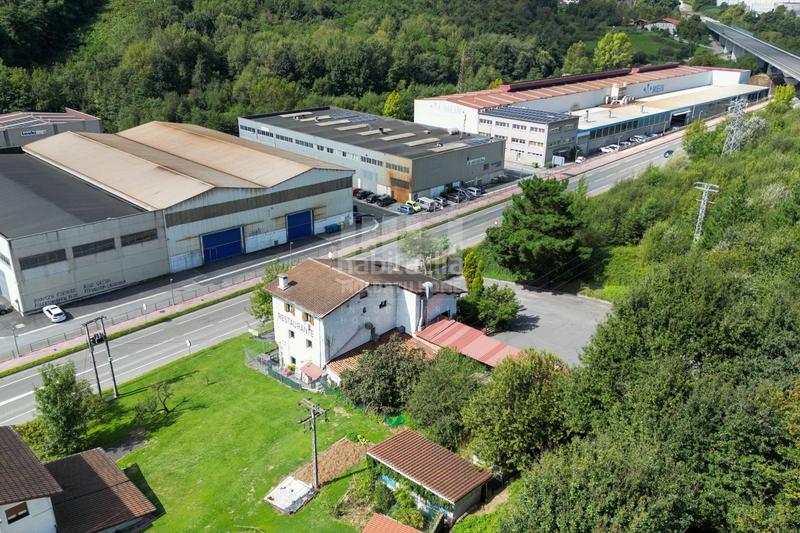 Foto 77e78b9e-d0a0-4cb6-a41b-bd45a1078512. Edifici a Ezkio - Itsaso Foto 77e78b9e-d0a0-4cb6-a41b-bd45a1078512. Edifici a Ezkio - Itsaso