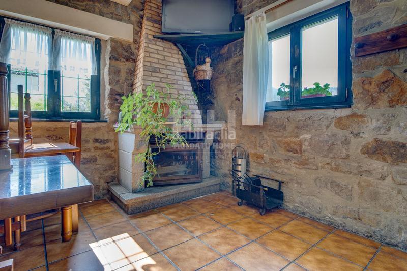 Foto c369408a-ab1f-4791-9343-aaa3e2f7f8b4. Edifici a Ezkio - Itsaso Foto c369408a-ab1f-4791-9343-aaa3e2f7f8b4. Edifici a Ezkio - Itsaso