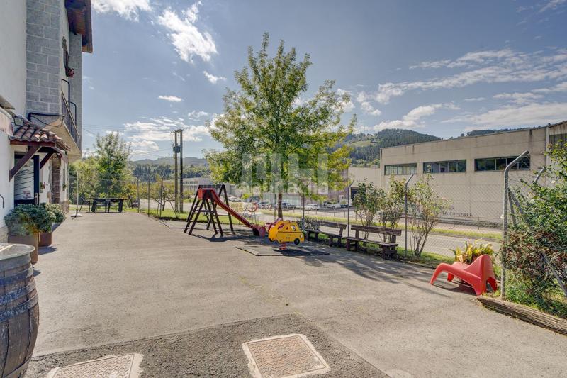 Foto cf58e47f-b485-45f8-9bbc-2955e0e0b758. Edifici a Ezkio - Itsaso Foto cf58e47f-b485-45f8-9bbc-2955e0e0b758. Edifici a Ezkio - Itsaso