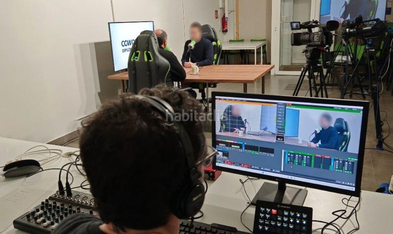 Foto 8f2e59e9-c76d-4351-b6f7-fa61c23f53d8. Miete büro in Hernani Foto 8f2e59e9-c76d-4351-b6f7-fa61c23f53d8. Miete büro in Hernani