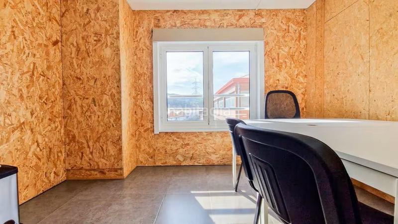 Foto b7d5ab43-8d6d-4b97-820f-c61addcc6308. Miete büro in Hernani Foto b7d5ab43-8d6d-4b97-820f-c61addcc6308. Miete büro in Hernani