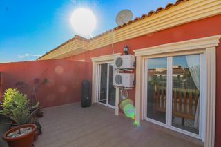 Semi detached house in Jacarilla. Soleada casa adosada en jacarilla Semi detached house in Jacarilla. Soleada casa adosada en jacarilla