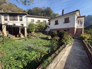 Casa in Belmonte de Miranda. Casa en venta en belmonte de miranda, 2 dormitorios. Casa in Belmonte de Miranda. Casa en venta en belmonte de miranda, 2 dormitorios.