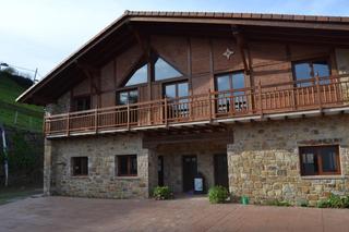 Lloguer Casa a Bermeo. Se alquila caserío de 400 m2 en bermeo, con 400 m2 de sótano y 2 Lloguer Casa a Bermeo. Se alquila caserío de 400 m2 en bermeo, con 400 m2 de sótano y 2