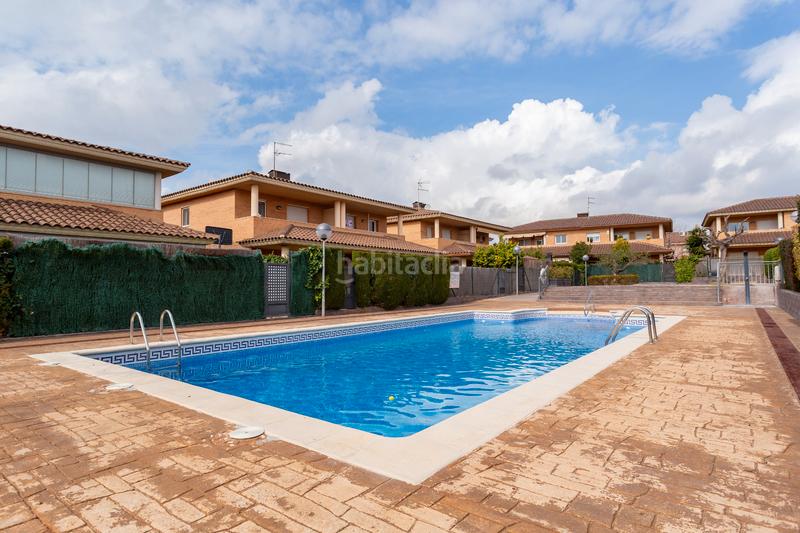 Foto 54e682de-a8b9-4c03-b40b-389bf8e90d8b. Xalet a carrer moscú 59 a Els Ametllers Cambrils Foto 54e682de-a8b9-4c03-b40b-389bf8e90d8b. Xalet a carrer moscú 59 a Els Ametllers Cambrils