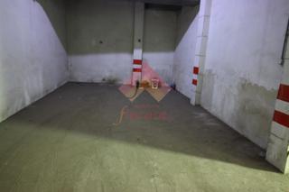 Lloguer Aparcament cotxe a Centro. Amplia plaza de garaje en el centro Lloguer Aparcament cotxe a Centro. Amplia plaza de garaje en el centro